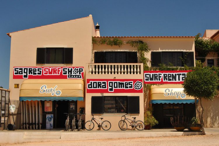 Surfen an der Algarve: Der Surfshop von Sora Gomes