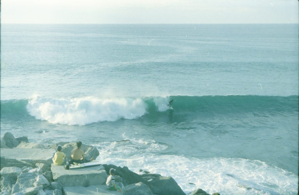 Surfen in Spanien: Die Welle Roca Puta im Baskenland