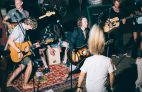 Surfen in Zarautz: Ein Konzert im Good People Surf Camp
