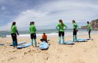 Surfen in Nazaré: Ein Surfkurs von Zulla am Praia do Sul in Nazaré