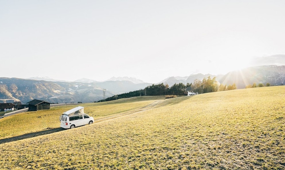 Camper-Van mieten Deutschland: Der sehr gute Anbieter CamperBoys hat Standorte in MĂĽnchen und Hamburg.